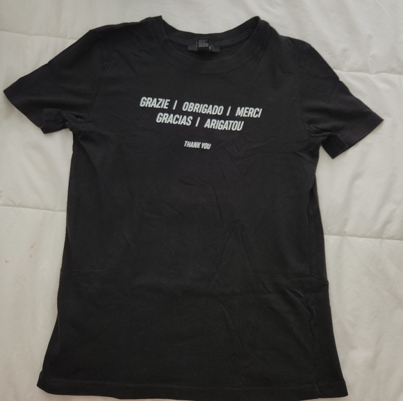 FOREVER 21 BLACK TEE SIZE S - Picture 2 of 8